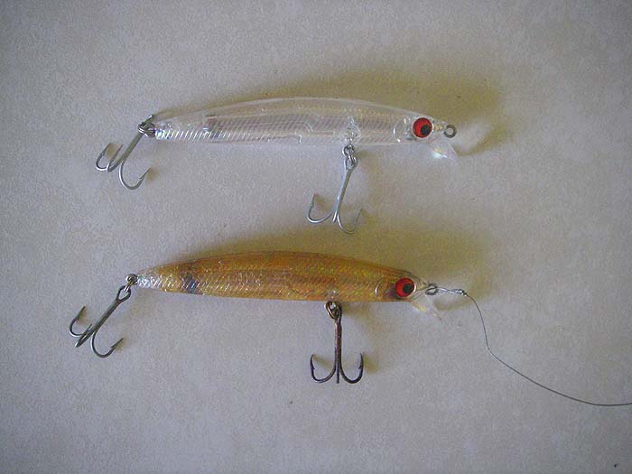 These are our favourite bonefish lures of the moment. The bottom one is well battered by barracuda and has become internally discoloured by rust (it still works).