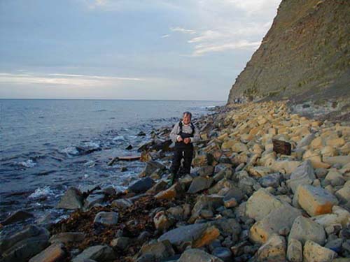 Bob looking a bit bedraggled but hopefully tackling up.