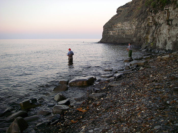 Nigel and David attempting to tempt a mullet off the top.