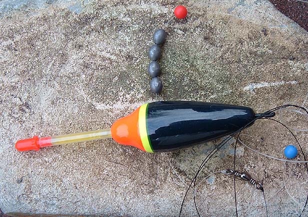 With a luminous top, a string of leads, a couple of beads, a swivel big enough to moor a decent sized yacht and some fancy line this set up is probably as expensive as any of my plugs.