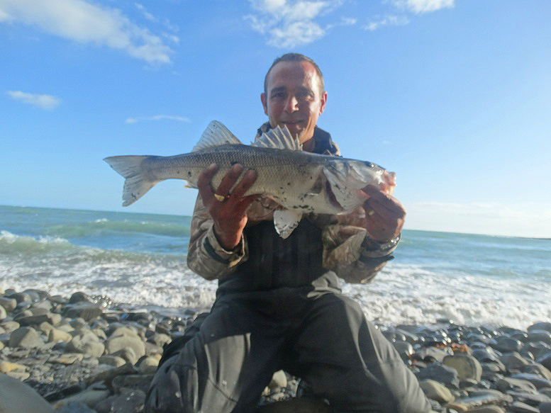 You can see the waves breaking bin the background.