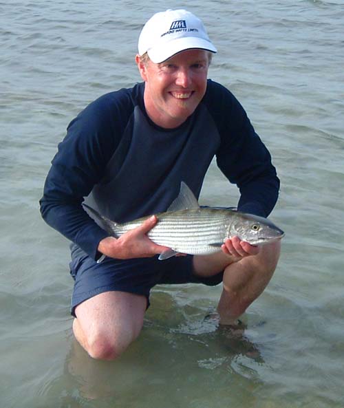 This shows the form and colouring of the fish well.